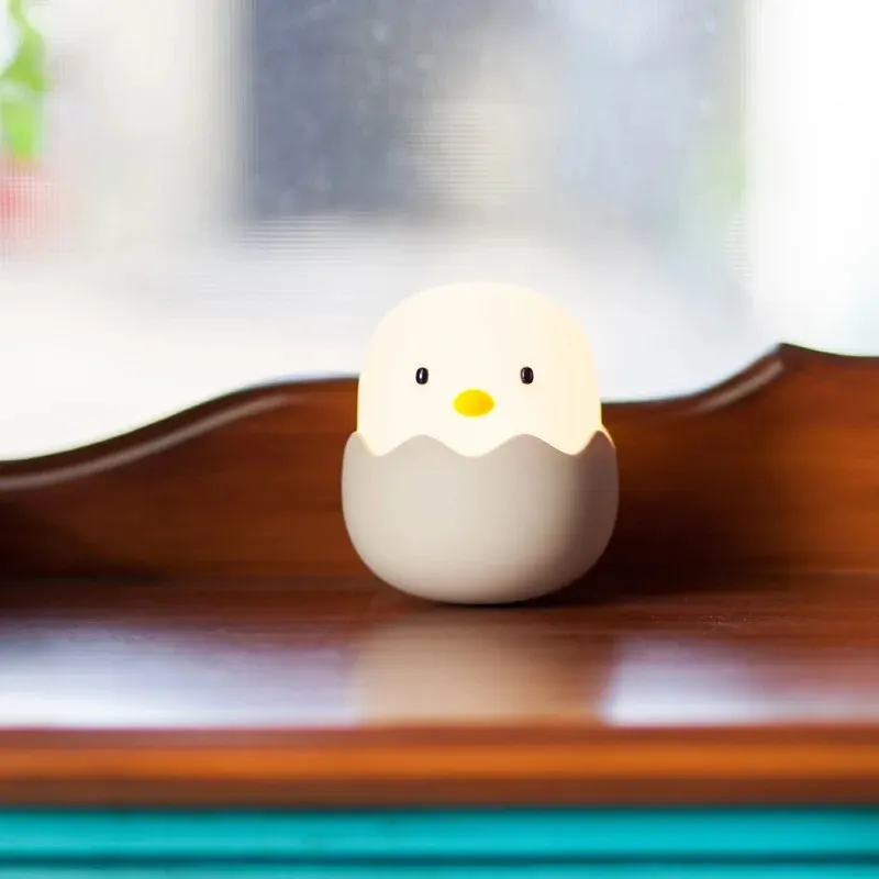 Eggshell Chicken Silicone Pat Lamp USB Night Light ricarica infermieristica Light Tumbler Cartoon Egg bambini lampada da tavolo a Led