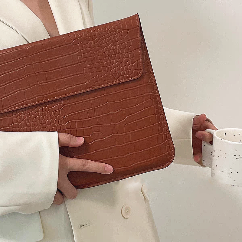 Engrave Name Crocodile Pattern Laptop Sleeve Bag Leather Luxury Waterproof Laptop Bag Fashion Notebook Computer Storage Bags
