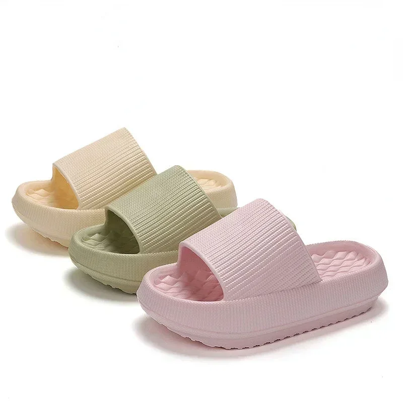 Zapatillas gruesas con plataforma en la nube para mujer, chanclas de EVA con suela suave y almohada, antideslizantes para la playa y el baño