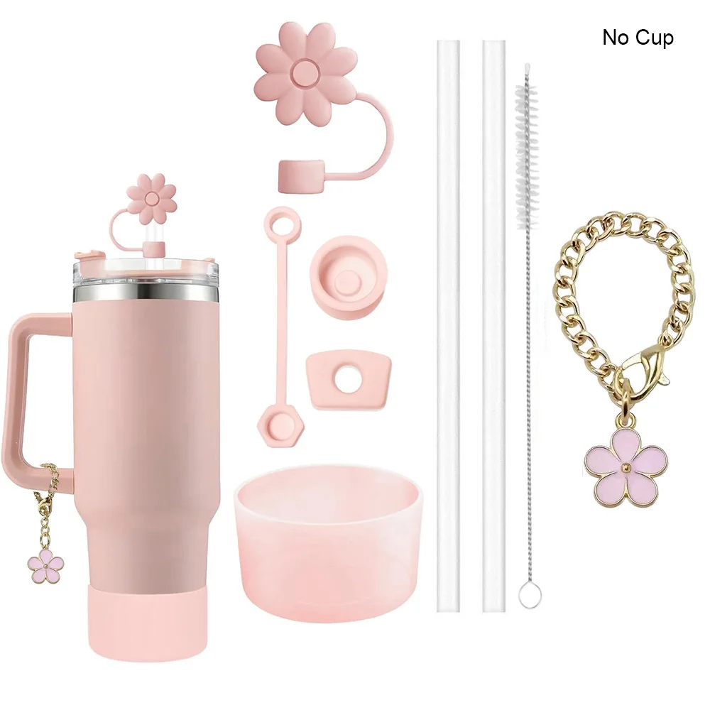 Juego de accesorios de 9 Uds., 3 tapones a prueba de derrames, cubierta de paja con flores, bota, 2 pajitas y cepillo y 1 cadena con dije de flor para copa Stanley
