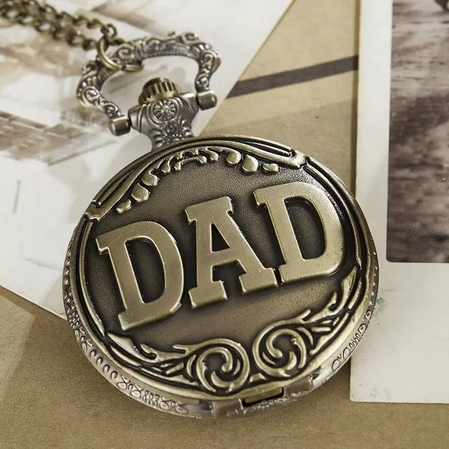 Vintage Bronze Schnitzerei DAD Mode Quarz Taschenuhr Give Father Best Anhänger Geschenkkollektion Kunstwerk