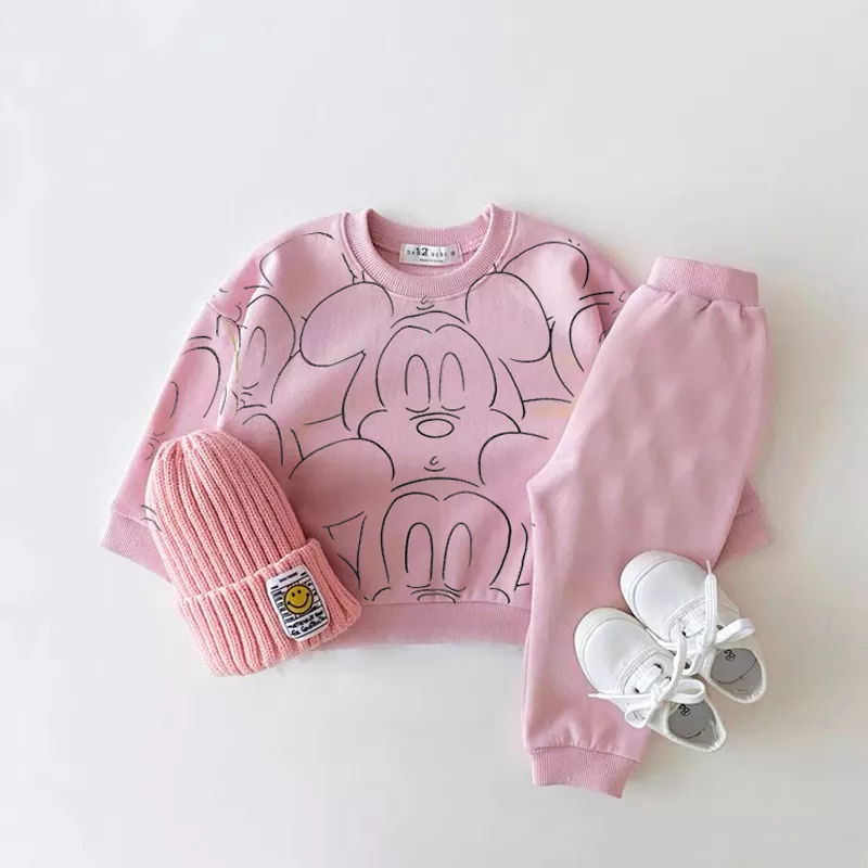Nuovo designer Cartoon Abbigliamento Tuta Baby Boy Estate Vestiti stampati T-shirt + pantaloncini Baby Girl Casual Set di colori solidi