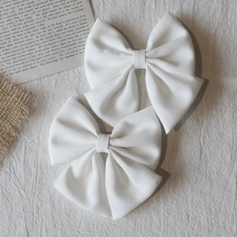 2 個ソリッドカラーの髪の弓ブティック女の子のためのクリップヘアグリップ新しい帽子ベビーヘアアクセサリーギフトベビーヘアクリップ