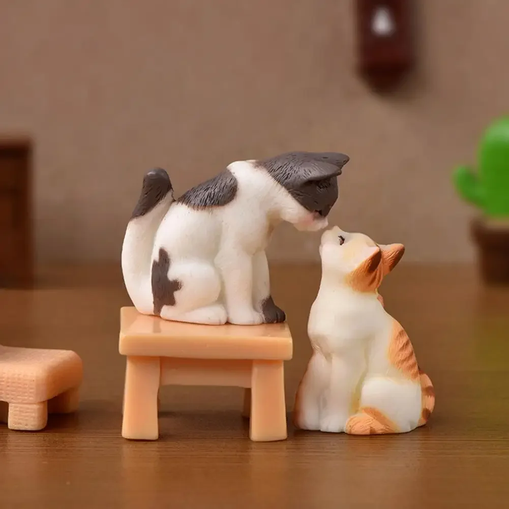 Real-looking  Great Cute Cat Figurines Display Toy Plastic Cat Ornament Multi-purpose   Kitten Accessories