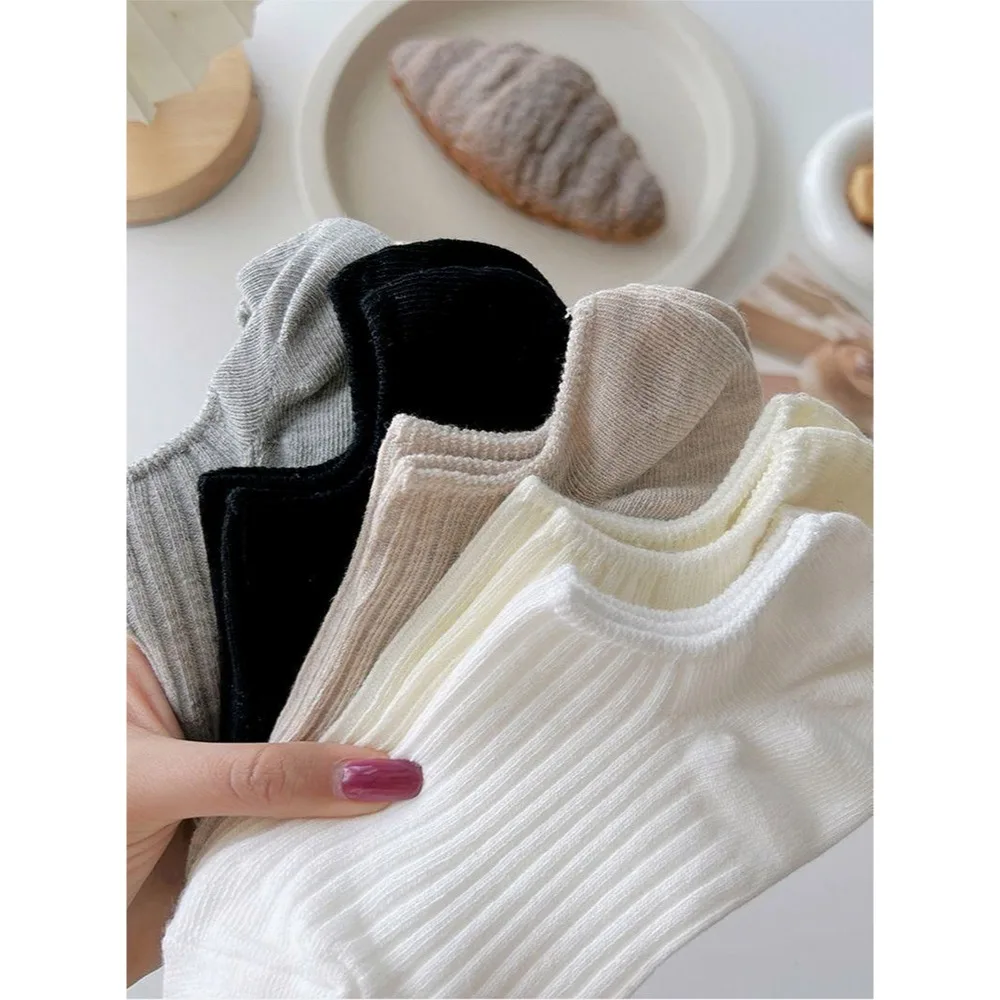 5 pares de calcetines náuticos para mujer para primavera y verano, calcetines casuales simples clásicos en blanco y negro, calcetines invisibles de corte bajo