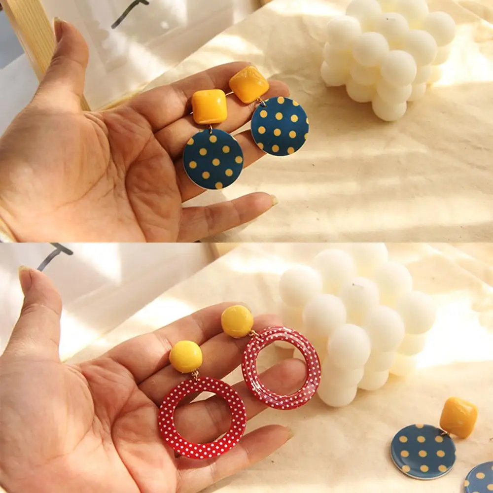 Anting Panjang Polka Dot Besar Wanita Bulat Resin Akrilik Giwang Telinga Anting Menjuntai Anting Menjuntai