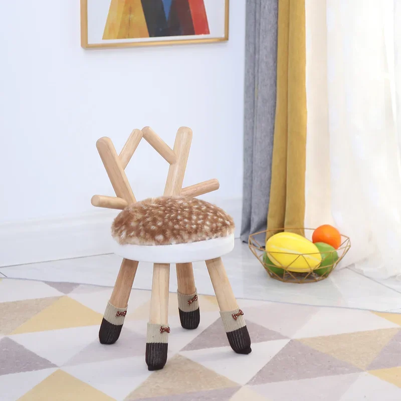 Taburete de ciervo de dibujos animados de madera maciza para niños, silla baja con bonito diseño de animales con respaldo creativo, muebles pequeños perfectos
