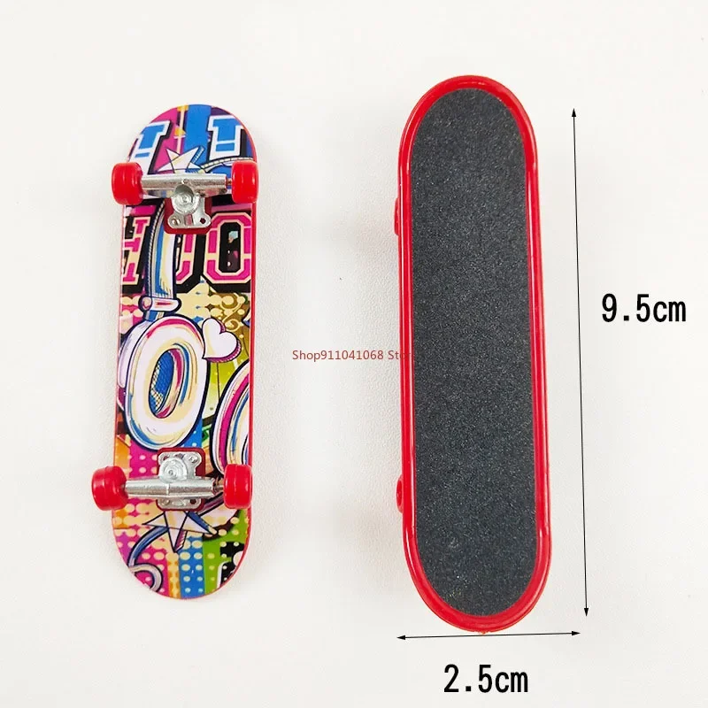 10 ชิ้น/ล็อตอลูมิเนียมมินินิ้วมือสเก็ตบอร์ด Unti-smooth Fingerboard ของเล่นเด็กนิ้วมือสเก็ต Tech รถบรรทุก Party Favors ของขวัญ