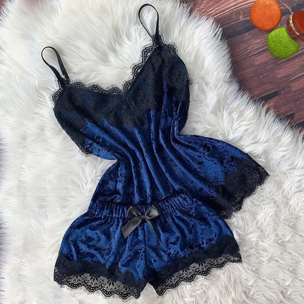 Conjunto de pijamas de terciopelo para otoño e invierno, lencería Sexy para mujer, ropa de dormir, camisola bonita, Top y pantalones cortos, conjuntos de Pijama, ropa de descanso