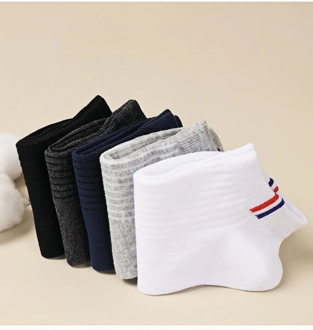 5 pares de calcetines de hombre calcetines de algodón de primavera y verano calcetines de tubo corto calcetines casuales calcetines bajos versátiles de color sólido