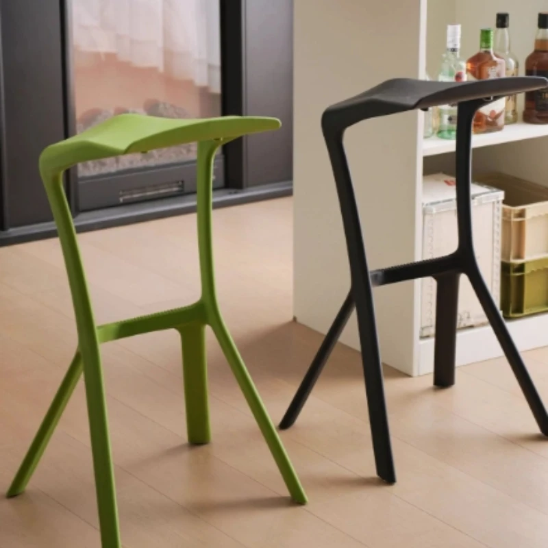 Scandinavian Modern Bar Stool, Plastic Backrest High Chair, Eco-Friendly PP Dining Stool, Geometric Shape Bar Chair for Kitchen