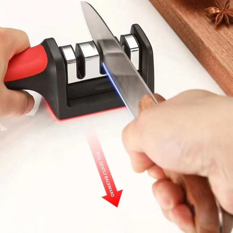 ห้องครัว 3 ส่วนมีด Sharpener ในครัวเรือน Multi-Functional Hand-Held สามอเนกประสงค์สีดํา Sharpening Stone
