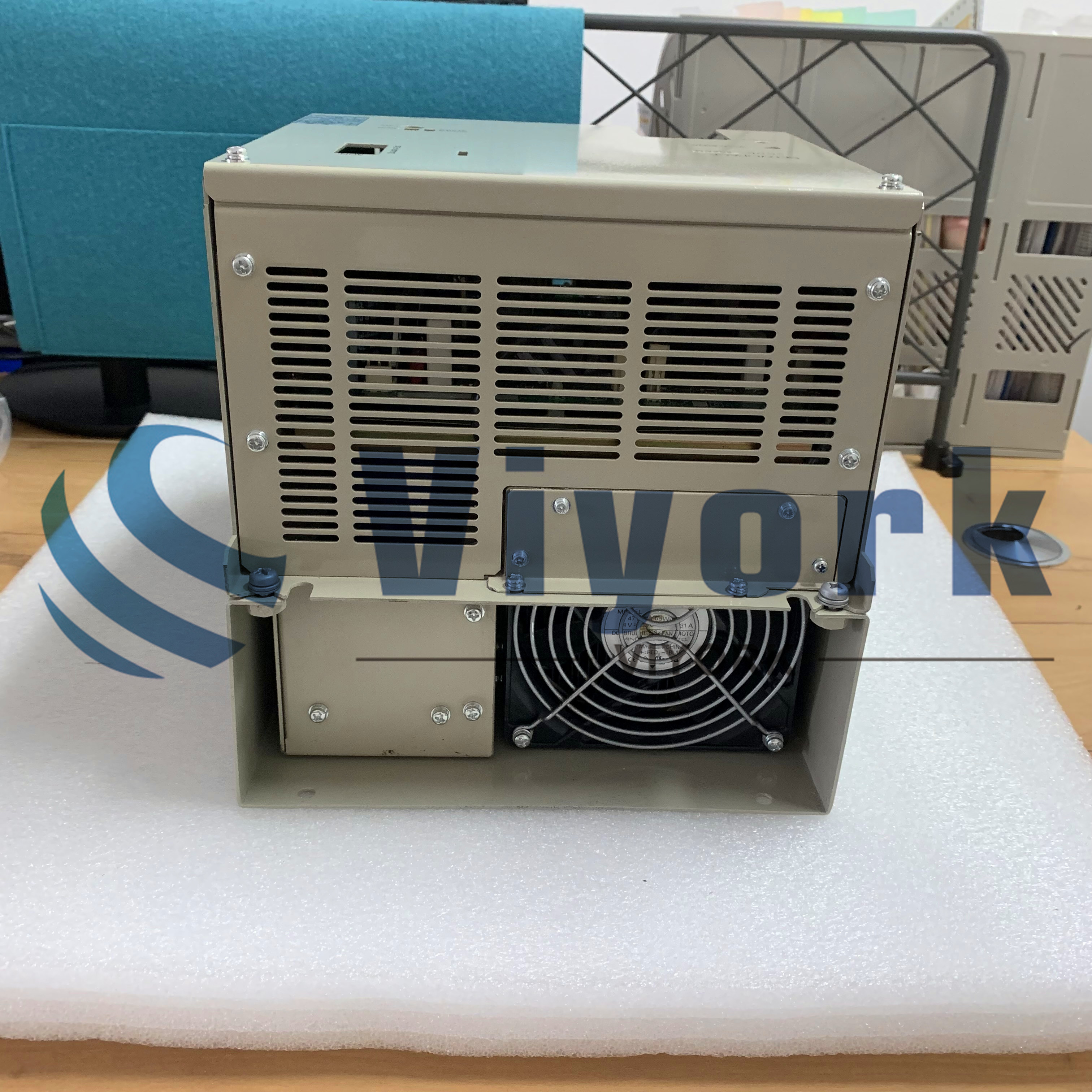 SGDG-04GT SERVO AANDRIJVINGSVERSTERKER 90-253VAC 0,4KW NIEUW