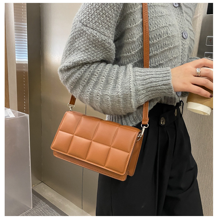 Damestas Herfst Winter Nieuwe Vrouwelijke Literaire SingleShoulder Tas Minderheidsontwerp CrossBody Tas Trend Damestas Bolsos
