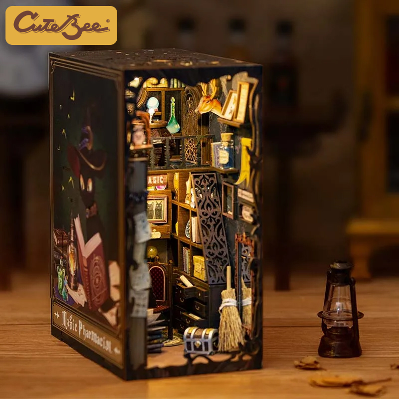 CUTEBEE DIY Book Nook Doll House z oświetleniem LED Osłona przeciwpyłowa Półka na książki Wkładka Dekoracja Model na prezent urodzinowy Eternal Bookstore
