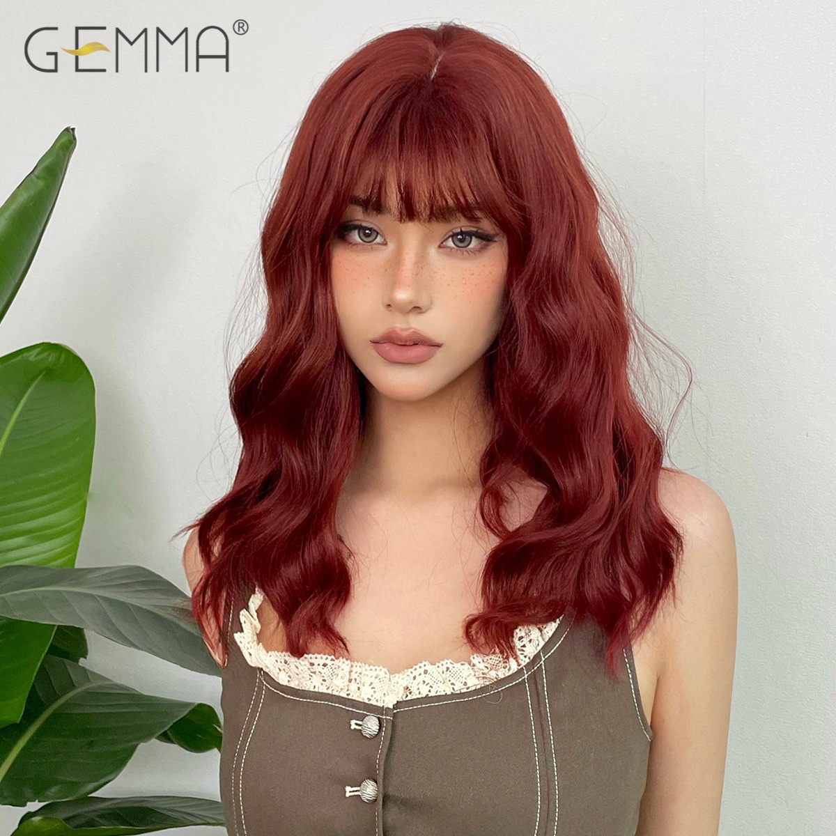 GEMMA – perruque synthétique bouclée mi-longue avec frange, cheveux naturels ondulés pour Cosplay, en Fiber résistante à la chaleur quotidienne pour femmes