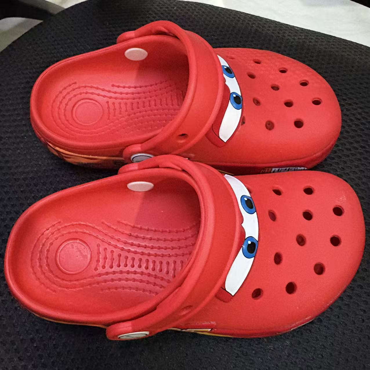 Disney Pixar Lightninged Mcqueens Cartoon Solid Waterproof Slippers Fit Children Outdoor Sandals Breathable EVA Shoes Xmas Gift