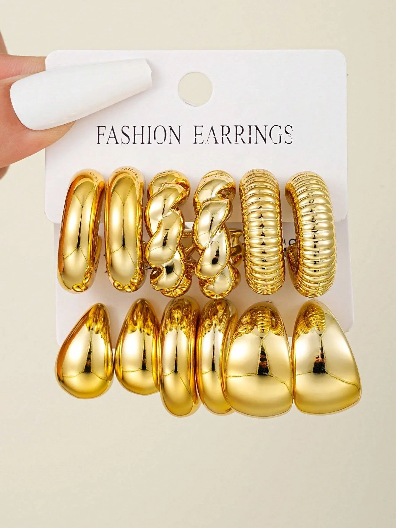 12 ชิ้น/เซ็ตแฟชั่นคลาสสิกTwist Cรูปร่างTear Drop Designผู้หญิงทอง-สีต่างหูสําหรับทุกวันที่ทํางานและชุดปาร์ตี้ 2024