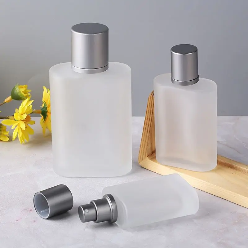 Botella de Perfume de vidrio arenado con tapa de tornillo de 30ml, botella vacía con pulverizador líquido, botella dispensadora de 50ml, maquillaje vacío, niebla fina