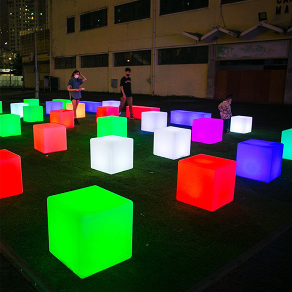 Decorazione di attività per feste all'aperto LED cubo luminoso sgabello sedia impermeabile ricaricabile per DJ Bar matrimonio compleanno natale