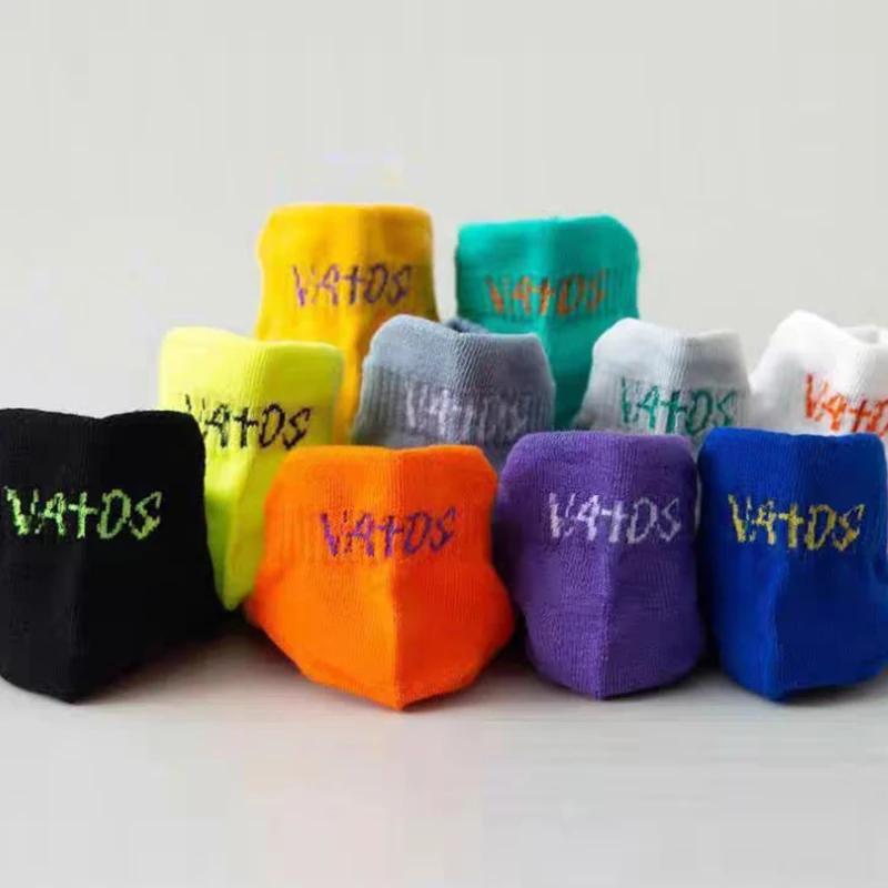 5 pares de calcetines tobilleros de colores brillantes para hombre, transpirabilidad, moda informal, estilo callejero, desodorizantes, invisibles, para viajes y correr