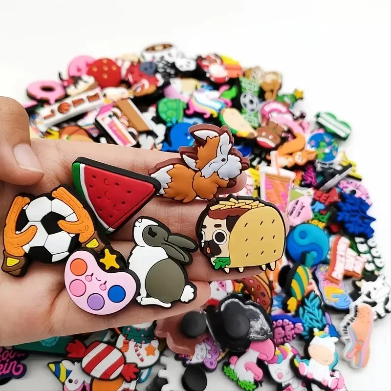 6/30/60/100/200 PCS การ์ตูนรองเท้า Charms สําหรับ Clogs Bubble สไลด์รองเท้าแตะ PVC รองเท้าอุปกรณ์ตกแต่งสําหรับวัยรุ่น