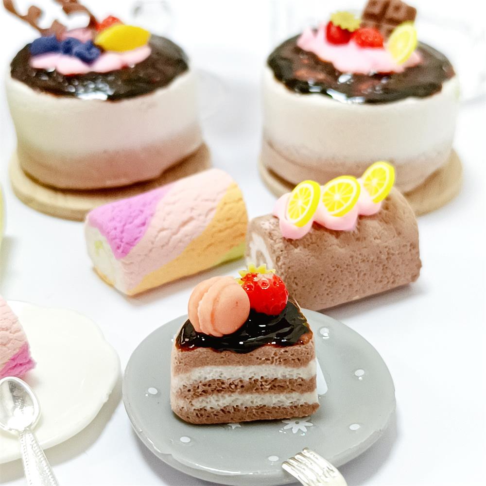 Nowy 1/6 symuluj Mini domek dla lalek miniaturowy RainbowCake ciasto czekoladowe Matcha ciasto udawaj jedzenie Mini ciasto dla lalek Blyth OB11 BJD