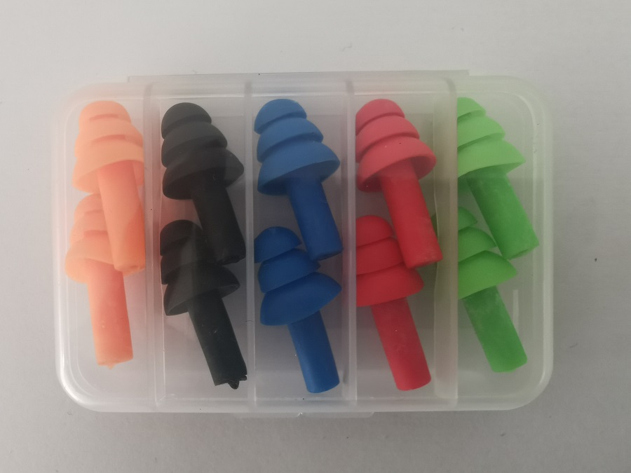 5 par/set de tapones para los oídos cómodos empaquetados en caja, tapones para los oídos suaves de silicona con reducción de ruido, tapones para los oídos de silicona para natación, protectores para dormir