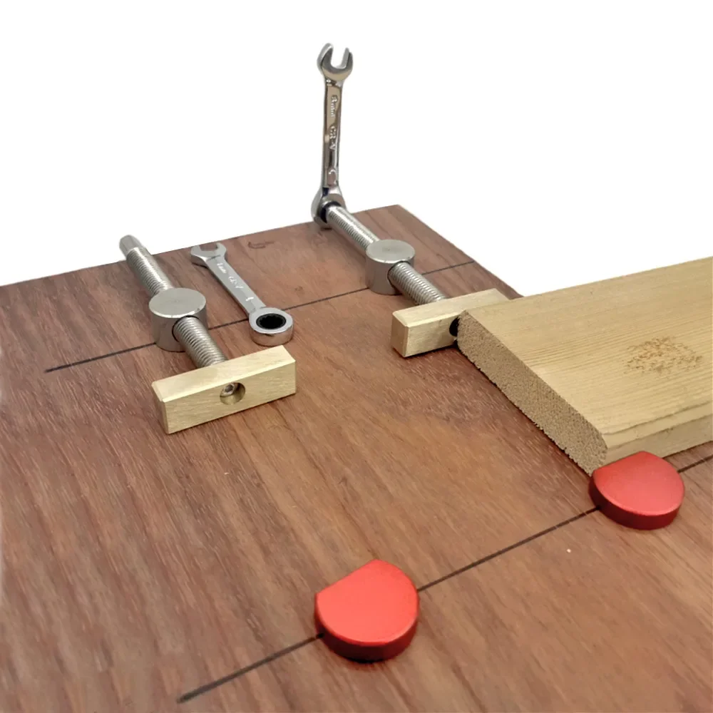 ไม้เดสก์ท็อปคลิปทองเหลือง Fast FIXED CLIP Quick FIXTURE ชุดเครื่องมือหนีบสําหรับ 19/20MM Hole Joinery ม้านั่งไม้เครื่องมือ