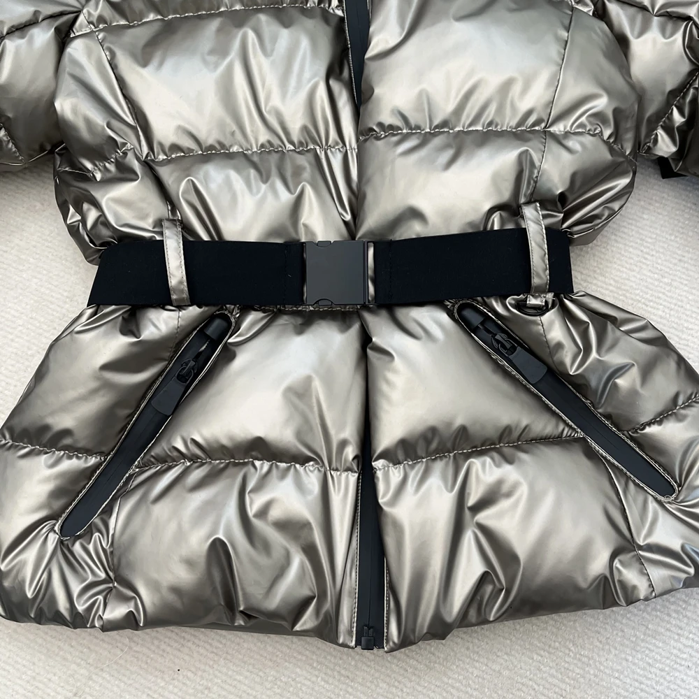 RARA 2025 Chaqueta de algodón con capucha para mujer, serie Ski, con cinturón, cintura a la moda, cálida, resistente al viento, impermeable, para ir al trabajo