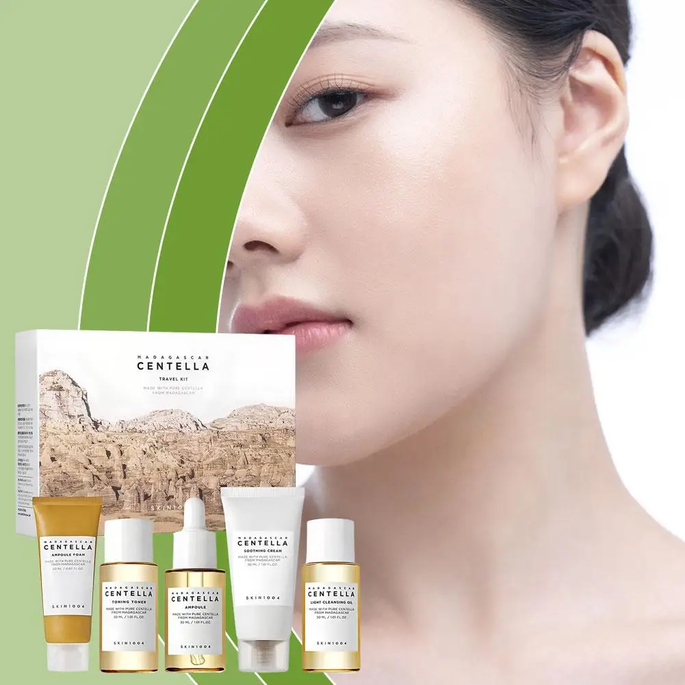 SKIN1004 Centella Asiatica Set de viaje para el cuidado de la piel (tóner de 30 ml, esencia de 30 ml, limpiador de 20 ml, crema de 30 ml, aceite desmaquillante de 30 ml)
