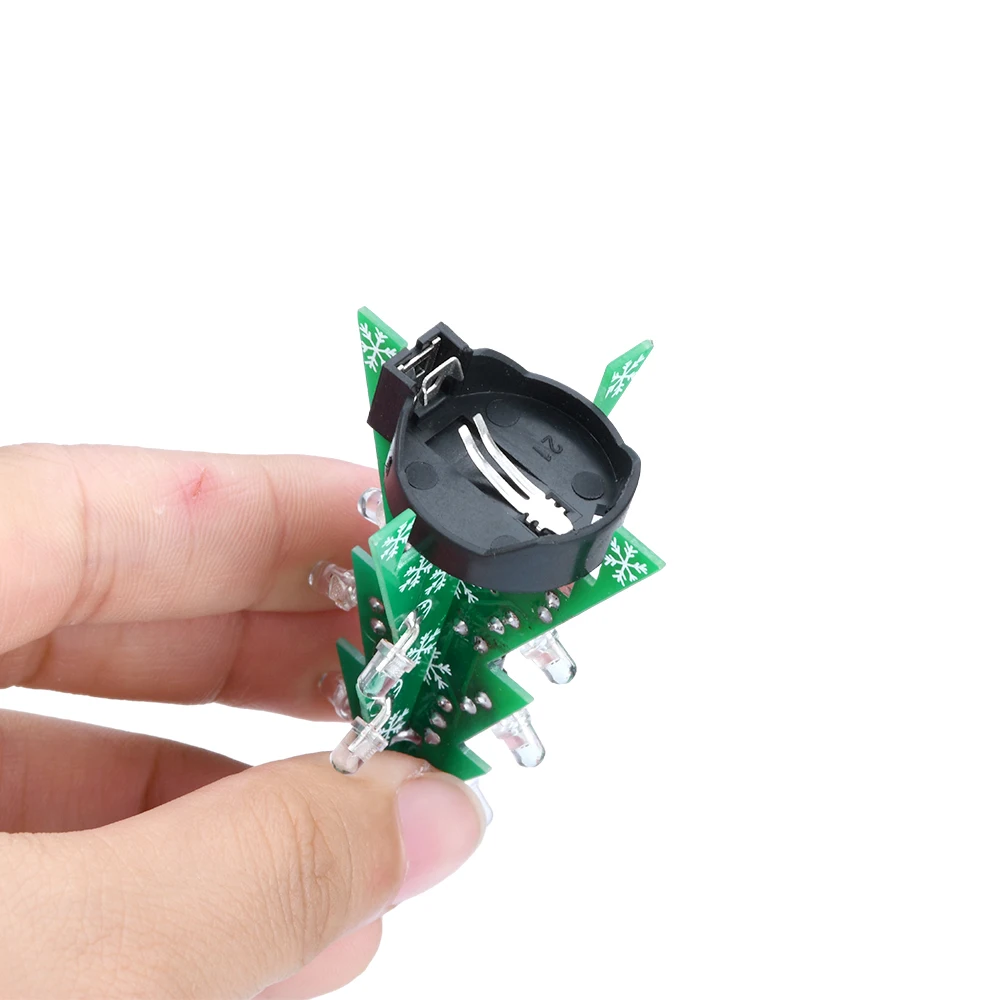 Kit electrónico DIY, práctica de soldadura de árbol de Navidad 3D, Kit de montaje de ciencia electrónica, PCB LED intermitente de 3 colores