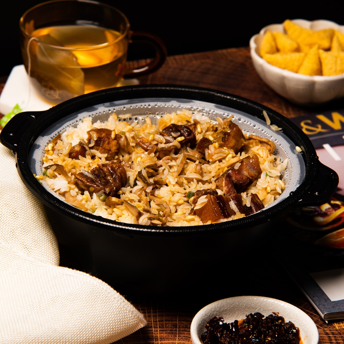 [2Packs] YUMEI Self-Heating Smoked Pork & Bamboo Shoots Clay Pot Rice Bowl, 10.4oz*2Packs