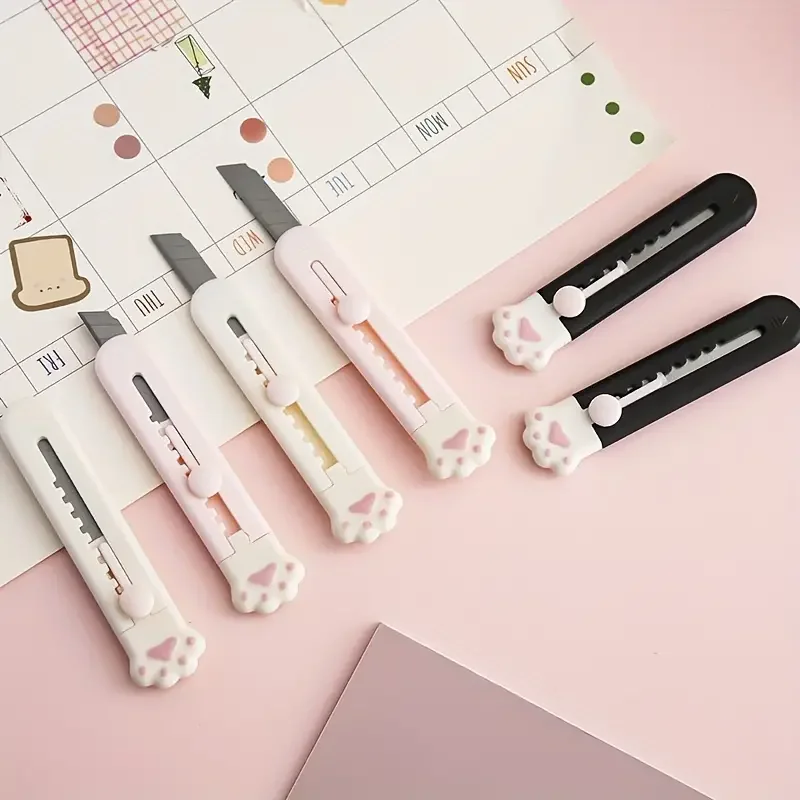 9 Pieces (3 colors) Cute And Practical Mini Cat Claw Cutting Machine Convenient For Packaging And Paper Cuttings