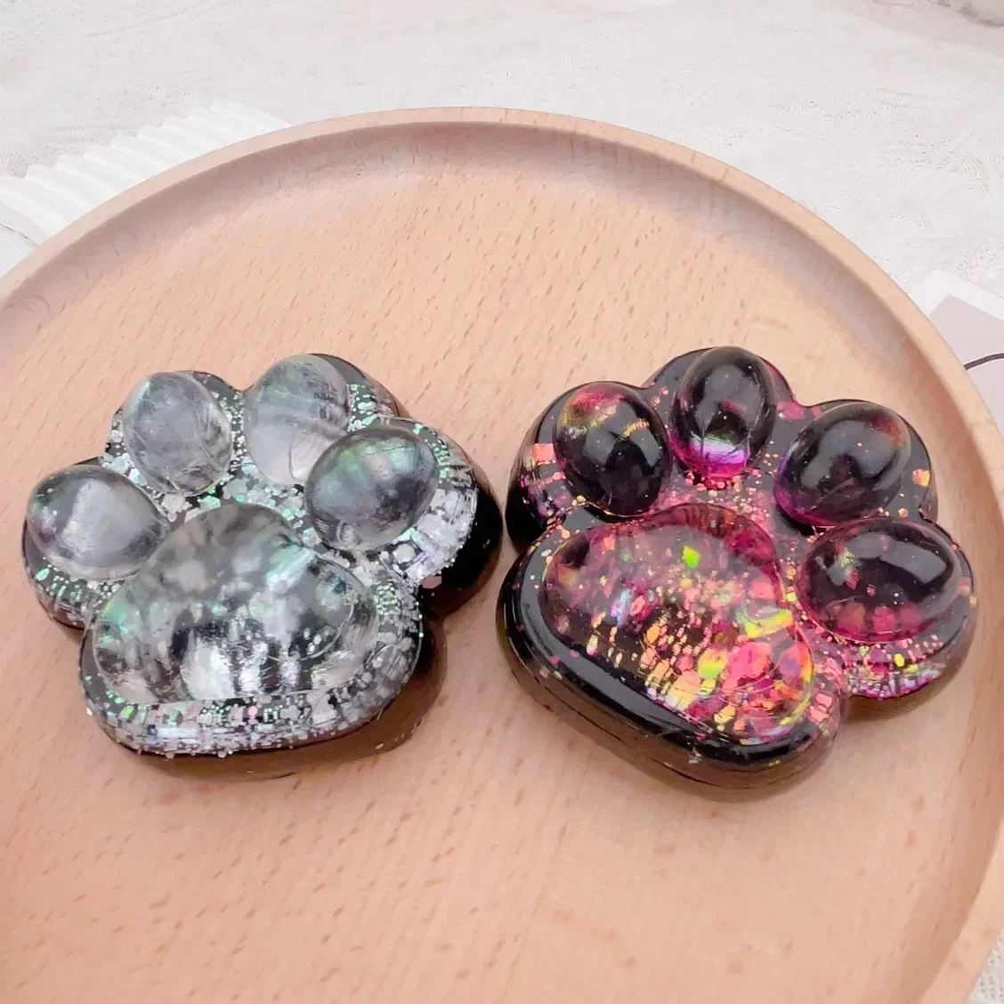 New Cute Sequin Soft Cat Claw Squishy Fidget Toy Slow Rebound Stress Relief Toy Pinch Decompression Cat Paw Soft Squeeze Toy