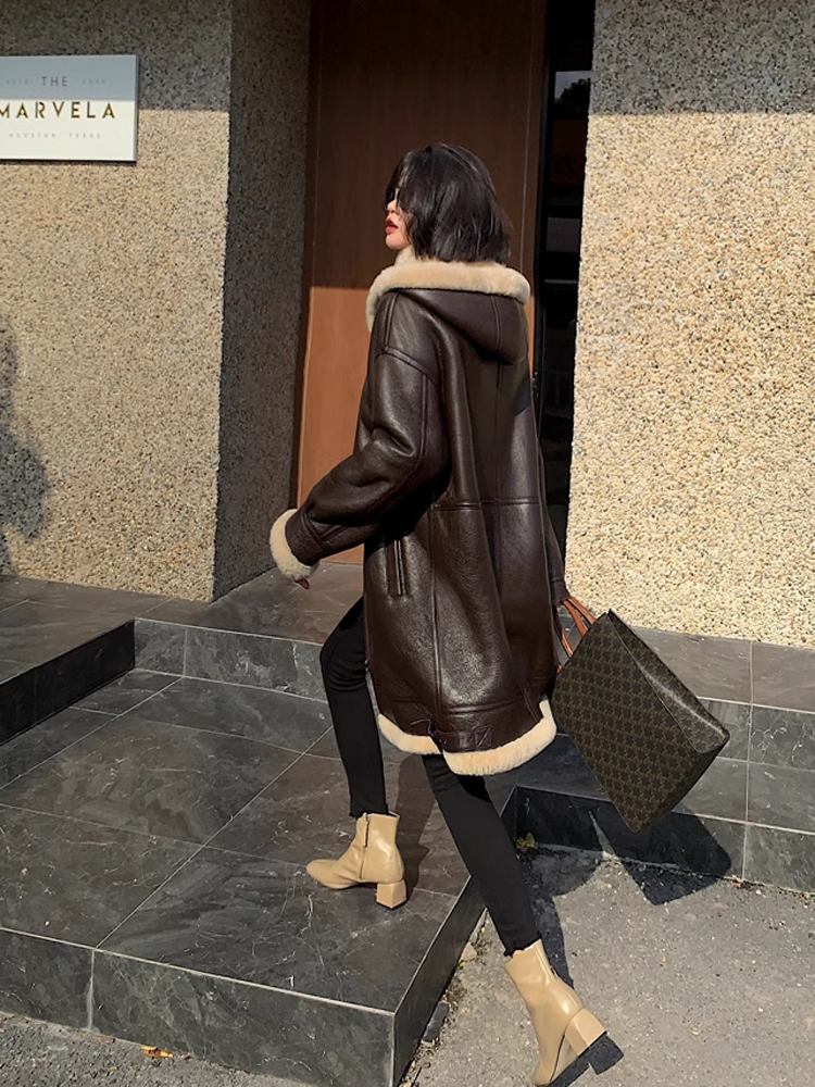 2024 Women's Winter Long Coat Genuine Sheepskin Leather Shearling Jacket for Female Thick Wool Liner Hooded Brown Plus Size 7XL