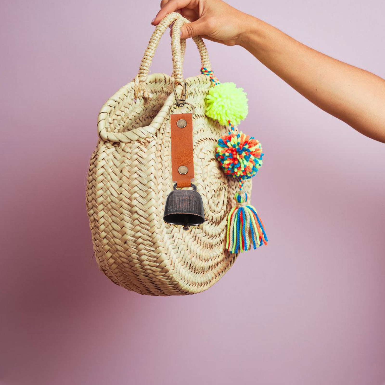 2 ชิ้นกลางแจ้ง Bell จี้ Camping หมีเดินทาง Bells Vintage วัวขนาดเล็กสัตว์เลี้ยงสําหรับวัว