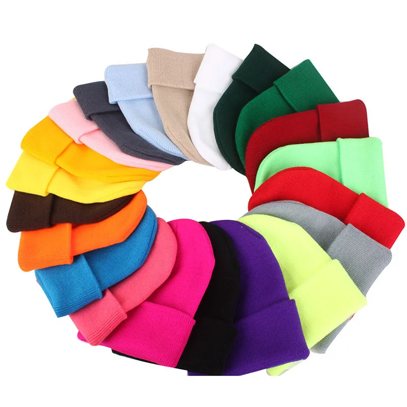 Gorros de punto de Color liso para hombre y mujer, gorros cálidos de esquí, gorros Multicolor, gorro elástico suave