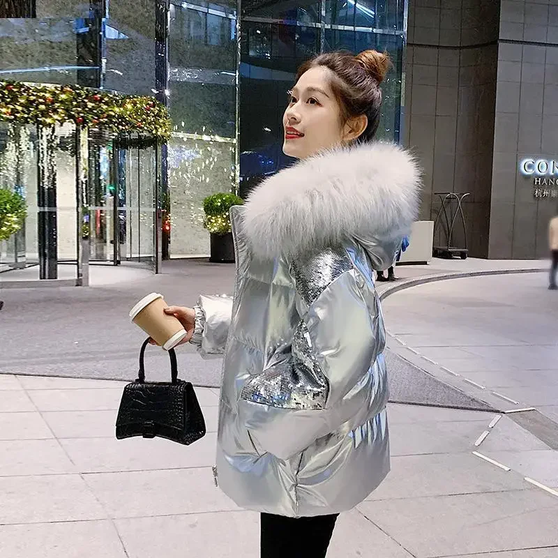 女性用の光沢のあるシルバーカラーのジャケット,フード付きコート,ファッショナブルなスパンコールジャケット,新しい冬2024
