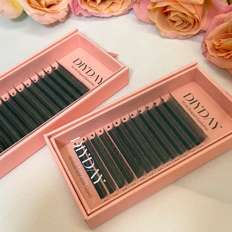 DIYDAY 5D W รูปร่างขนตาขยายดอกอัตโนมัติ W-Shaped Bloom 5D Lashes ธรรมชาตินุ่ม Premade แฟน Lash Extensions