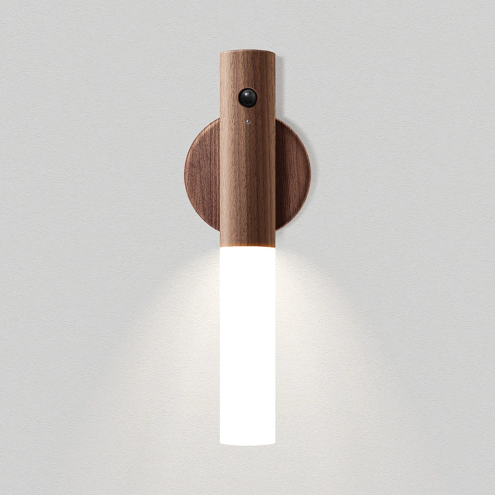 Creativo intelligente automatico PIR sensore di movimento LED ricaricabile luce notturna magnetica lampada da parete in legno lampada da cucina per armadio