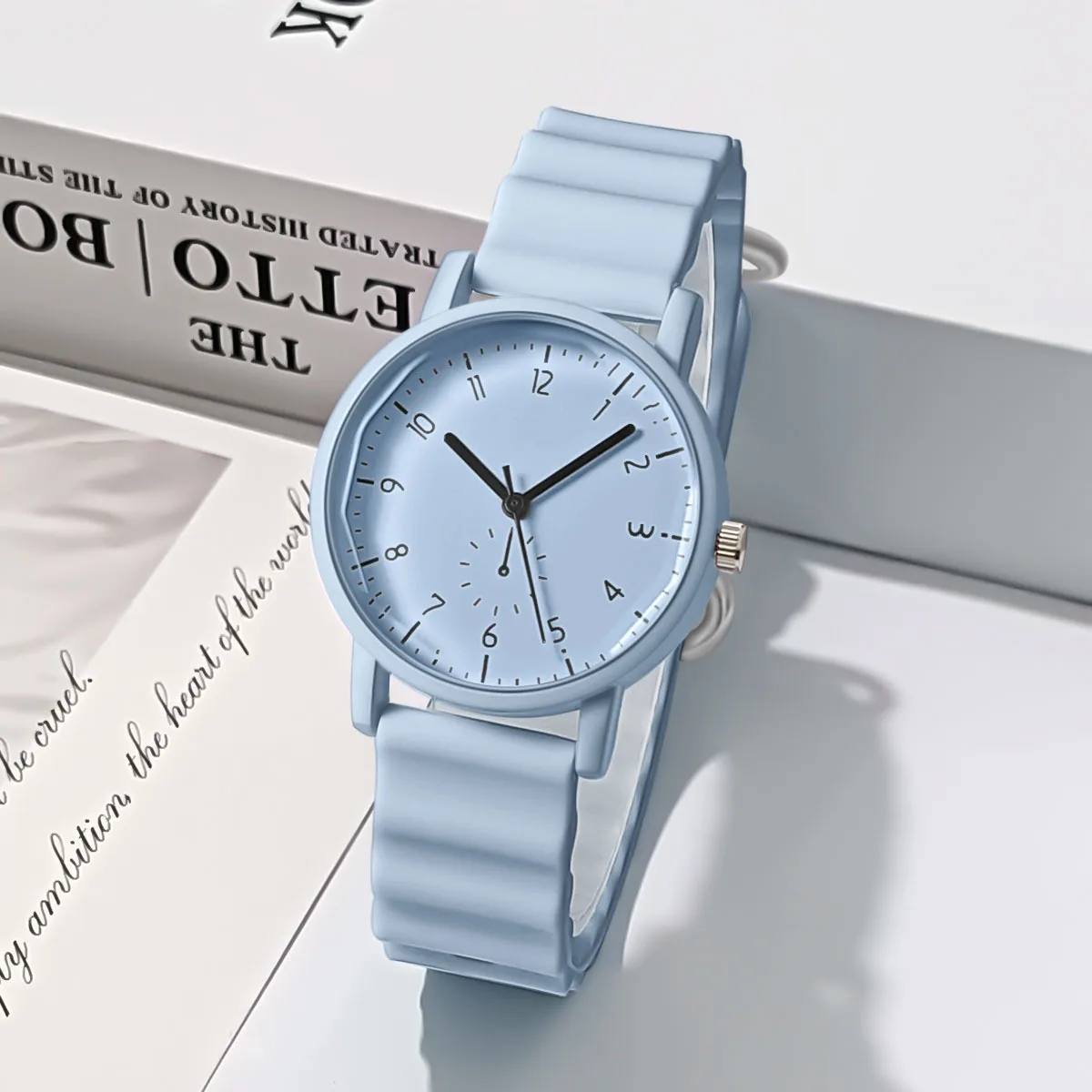 Reloj de pulsera de cuarzo con correa de silicona en forma de onda para mujer, Reloj de moda, Color gelatina, regalo creativo, femenino