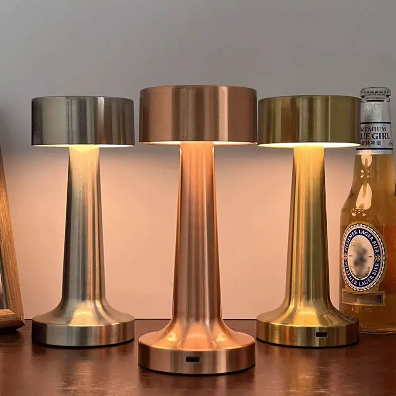 Lampe de Table rétro en métal tactile, décoration pour Bar, Table basse, Restaurant, bureau, veilleuse LED Rechargeable pour chambre à coucher