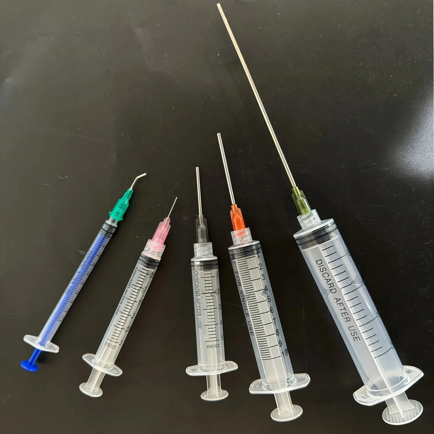 Glue Applicator Syringe with Blunt Tip Needle and Cap, for Liquid, Glue, Ink, Perfume, Lip Gloss Making