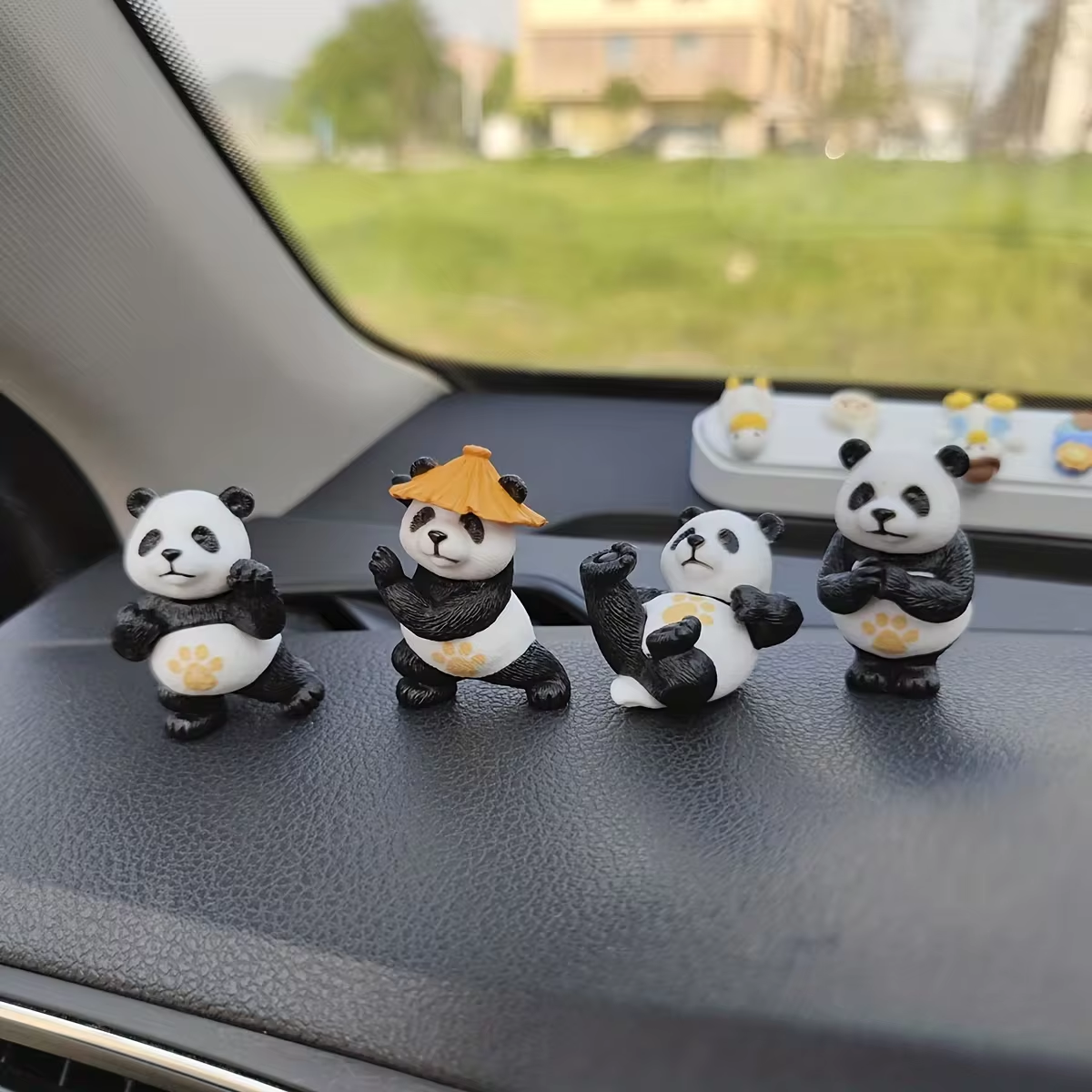 4 teile/satz Panda Design Auto Ornamente Auto Center Konsole Ornamente Büro Schreibtisch Ornamente Kleine Auto Innen Dekoration