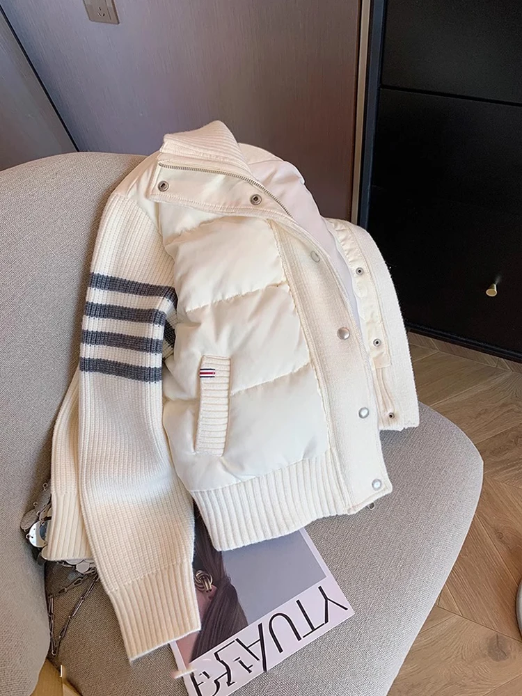 Fall Winter White Knitted Short Padded Jacket 2024 New Sle Warmth Design Sense Small ence Splicing down Jacket