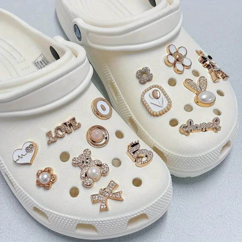 14 Uds. De dijes elegantes de oso dorado y conejito, dijes ostentosos para zapatos para mujer, Clips de flores para zapatos desmontables Diy a la moda, recuerdo de fiesta