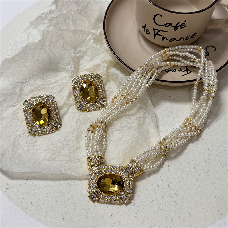 Colliers carrés avec pendentif en perles et strass, industrie lourde occidentale, Style Court, Niche de tempérament, chaînes de clavicule, ensembles de bijoux