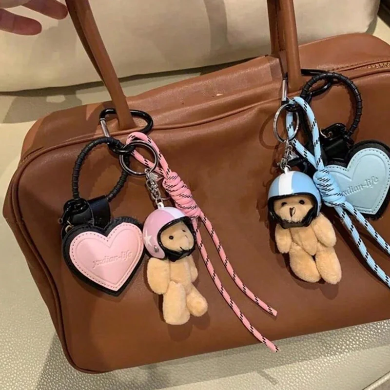 น่ารักไฟฟ้ารถจี้กุญแจหมี 2024 แนวโน้มใหม่ของเล่นDachshund Handingจี้Plushของเล่นกระเป๋าจี้กระเป๋านักเรียนหญิงจี้