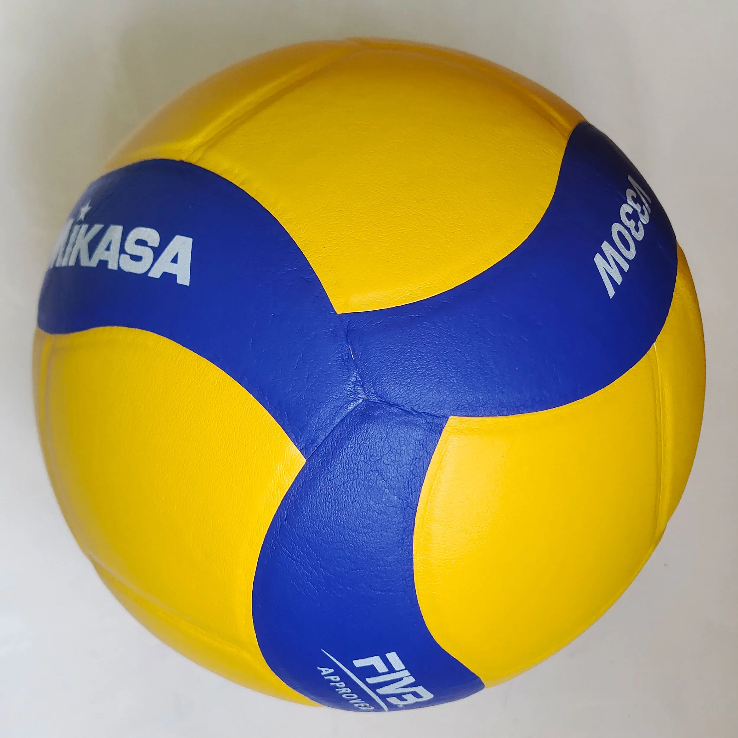 Neujahrsgeschenk, neuer Modellvolleyball, Model330, Wettkampf-Profi-Spielvolleyball